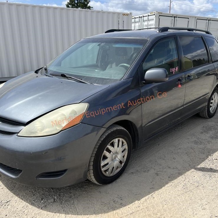 2006 TOYOTA SIENNA