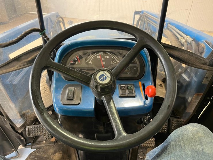 new-holland-1630-image-26