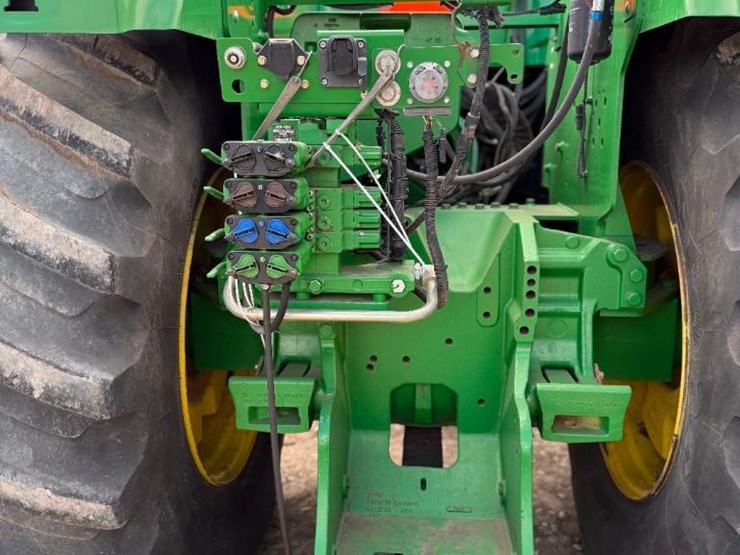 2013-john-deere-9560r-image-7