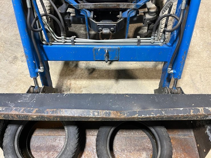 new-holland-1630-image-10