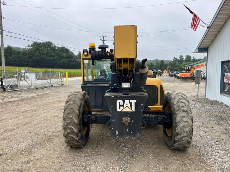 caterpillar-tl943-image-4