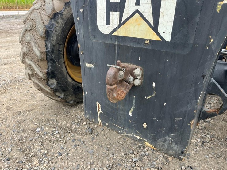 caterpillar-tl943-image-16
