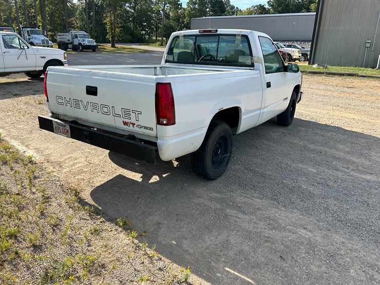 2005-chevrolet-1500-image-5