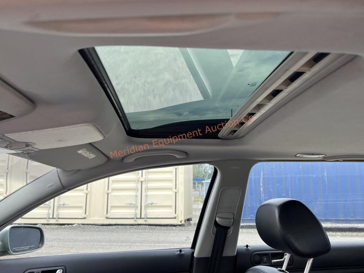 2003-volkswagen-passat-wagon-image-35