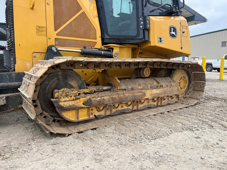 2015-deere-650k-image-11