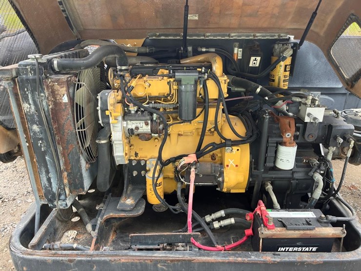 caterpillar-tl943-image-19