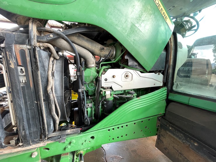 john-deere-7230-premium-image-35