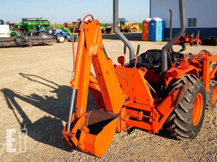 kubota-b8200-image-18