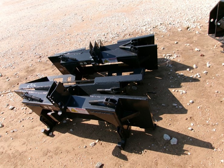 wolverine-3pt-adaptor-f/-skid-steer-image-1
