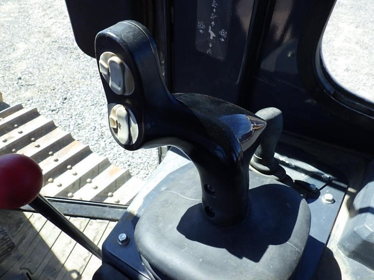 2021-deere-550k-image-35