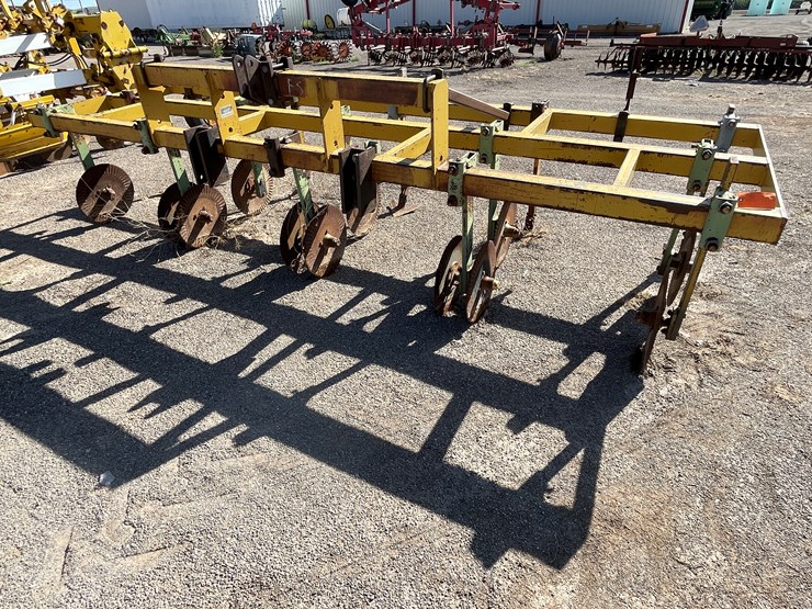 #9100-•-hamby-3-pt-field-cultivator-image-4