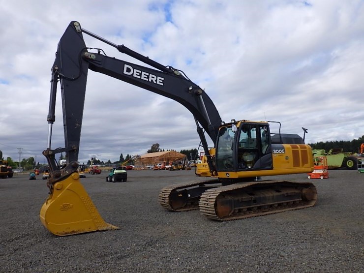 2016-deere-300g-lc-image-1
