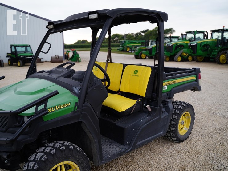 2019-john-deere-gator-xuv-835m-image-10