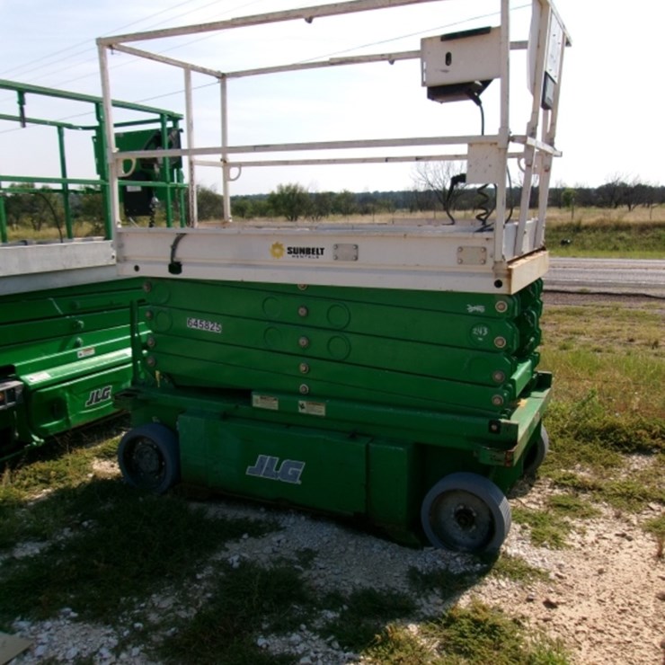 JLG 3248 SCISSOR LIFT