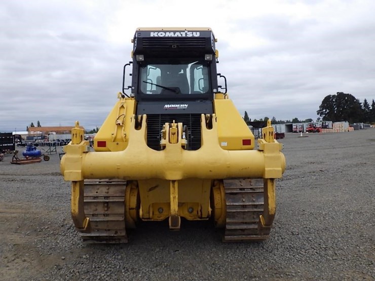 komatsu-d61ex-24-image-5