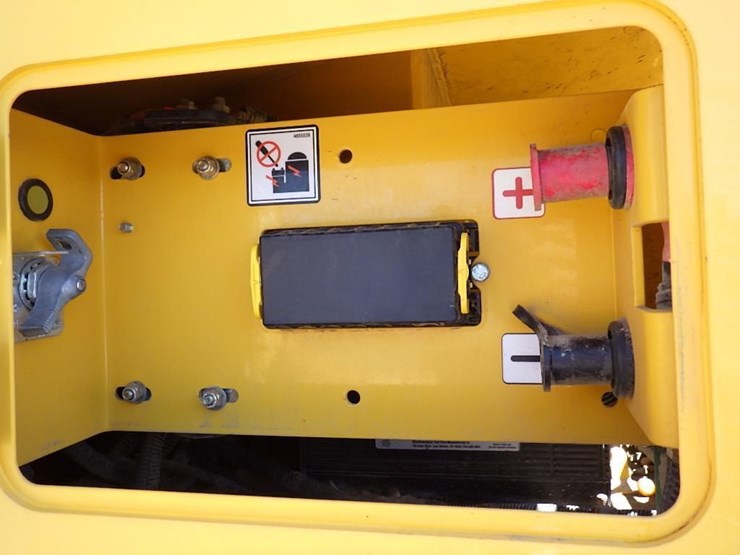 2021-terramac-rt14r-image-14