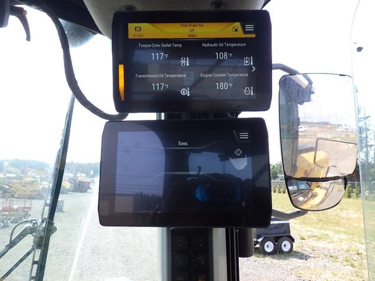 2022-caterpillar-980-image-55