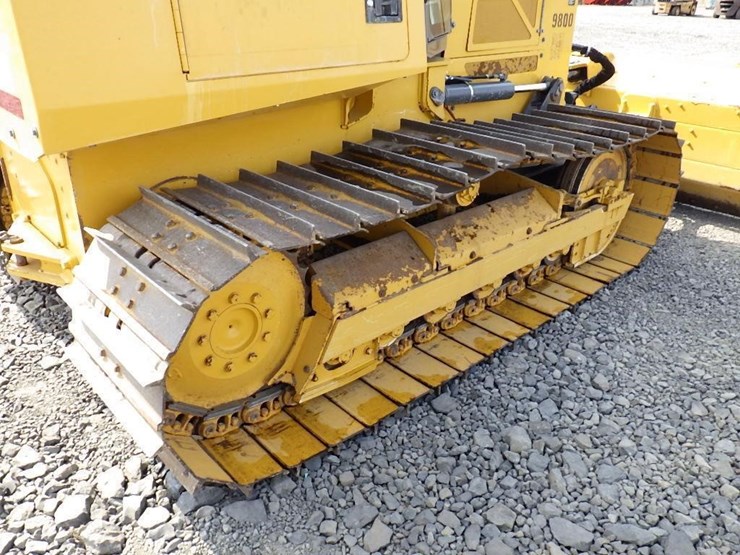 2021-deere-450k-lgp-image-45