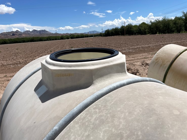 #9127-•-500-gallon-fertilizer-tank-image-10