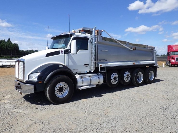 2017-kenworth-t880-image-1