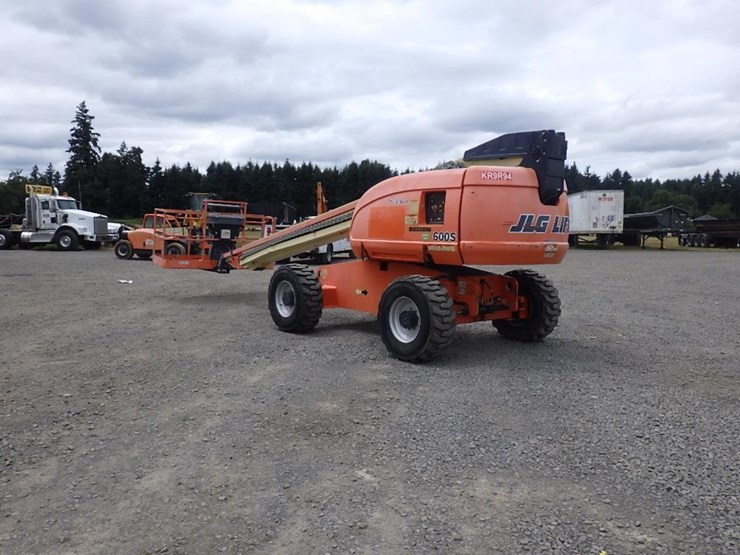 2007-jlg-600s-image-5