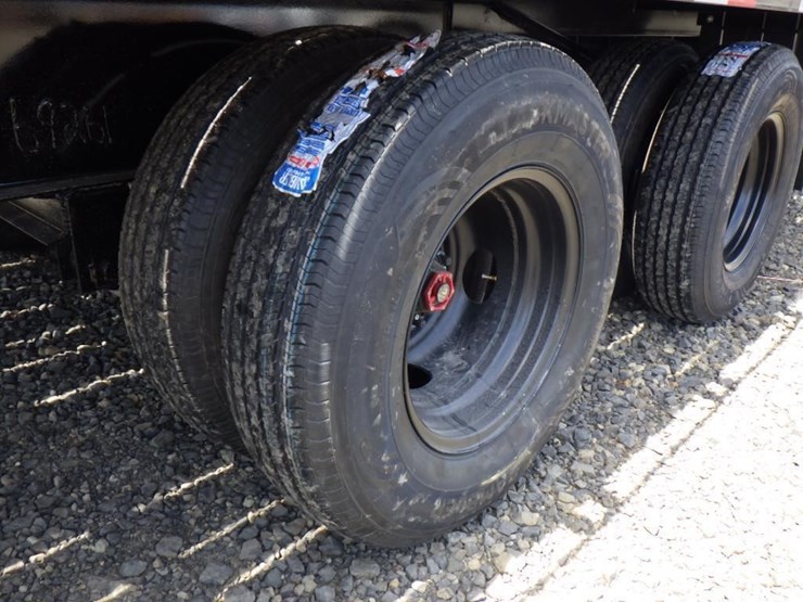 2025-delta-26'-t/a-tilt-deck-trailer-image-19
