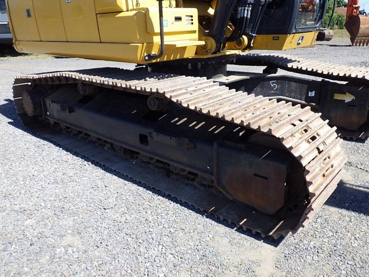 2016-deere-300g-lc-image-52