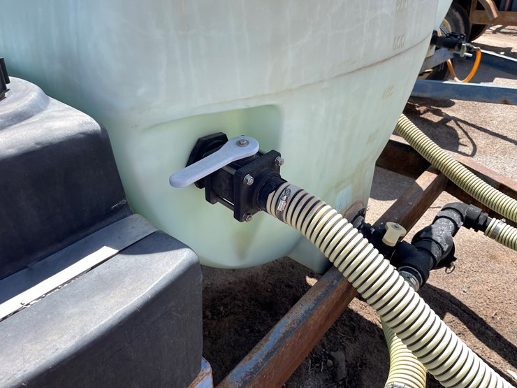 #9139-•-1000-gallon-fertilizer-tank-image-13