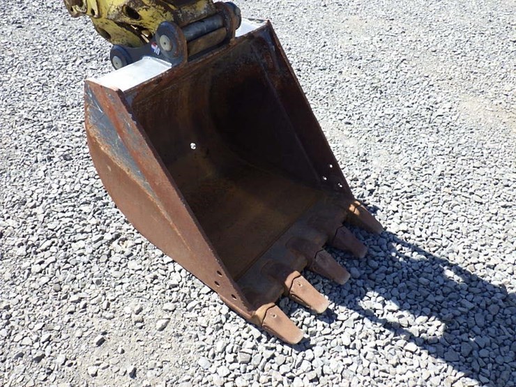 2011-yanmar-sv100-1-image-7