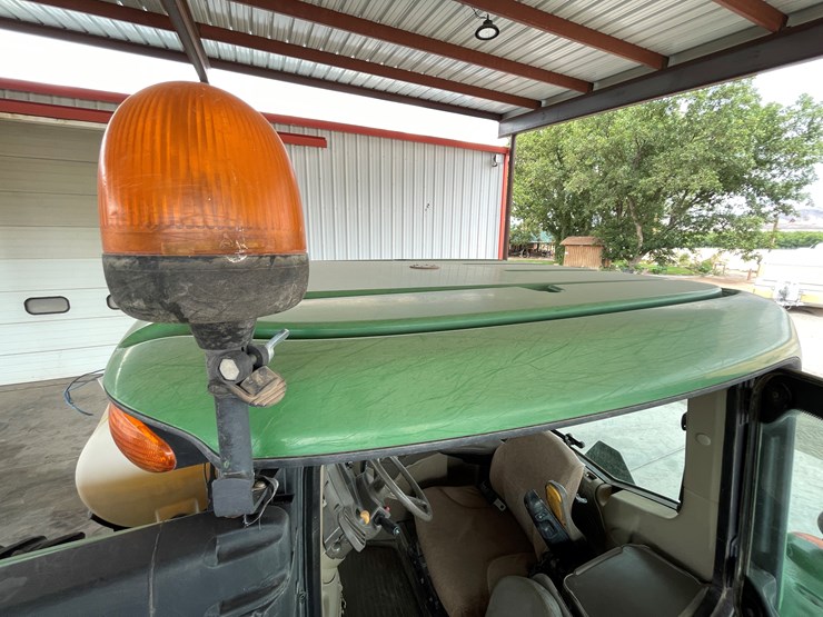 john-deere-7230-premium-image-48