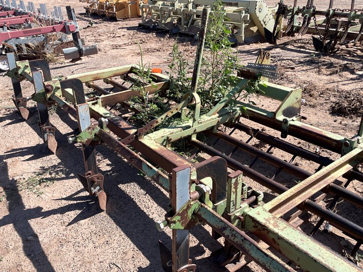 #9040-•-3-pt-spike-tooth-tillage-implement-custom-image-5