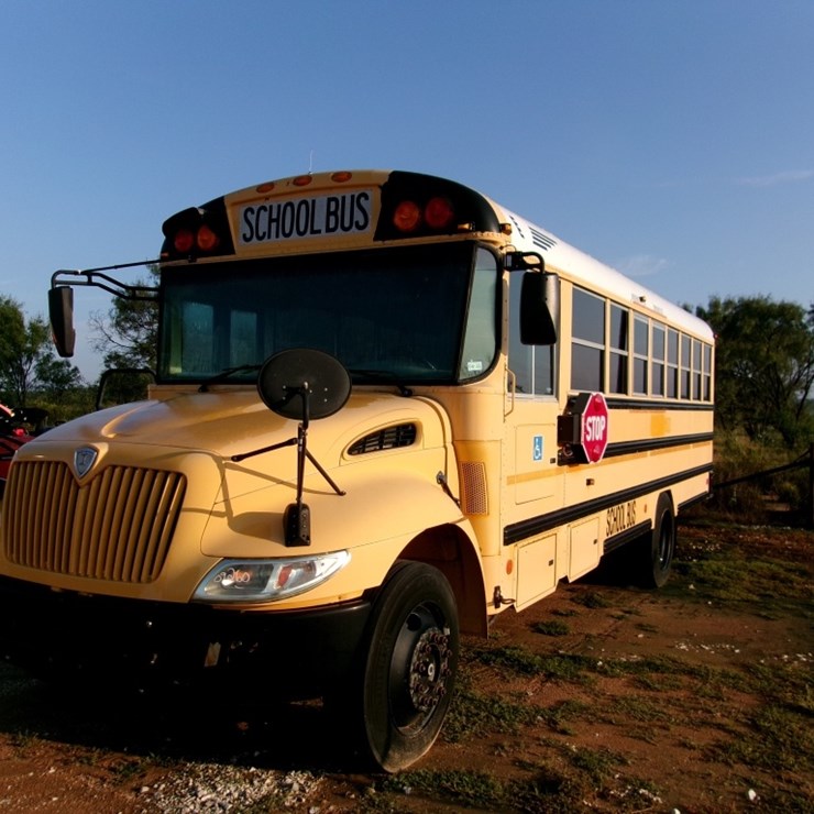2009 IH 42 PASSANGER SCHOOL BUS