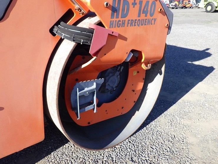 2012-hamm-hd140vvh-smooth-drum-compactor-image-18