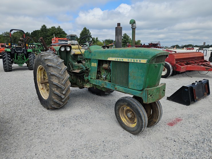 1967-john-deere-3020-image-1