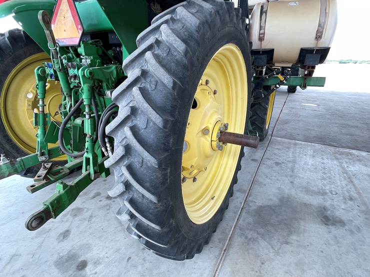john-deere-7230-premium-image-96