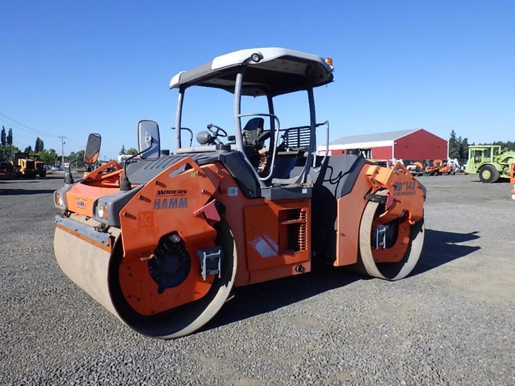 2012-hamm-hd140vvh-smooth-drum-compactor-image-1