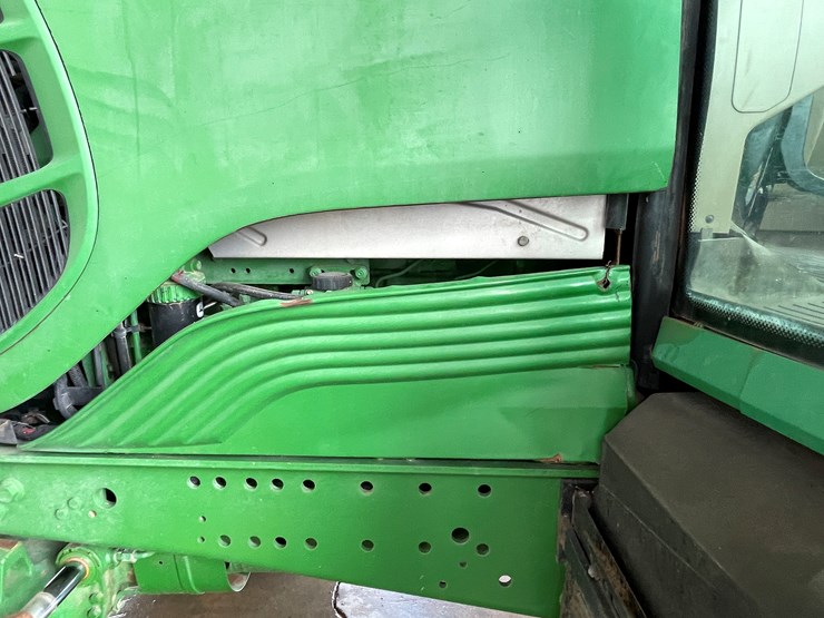 john-deere-7230-premium-image-23