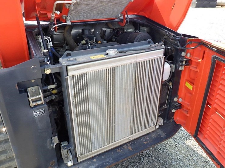 kubota-svl97-2-image-14