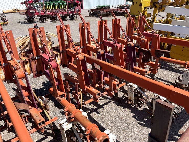 #9109-•-david-koenig-4-row-cultivator,-3-pt-image-11