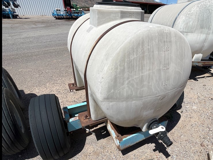 #9130-•-300-gallon-fertilizer-tank-image-3