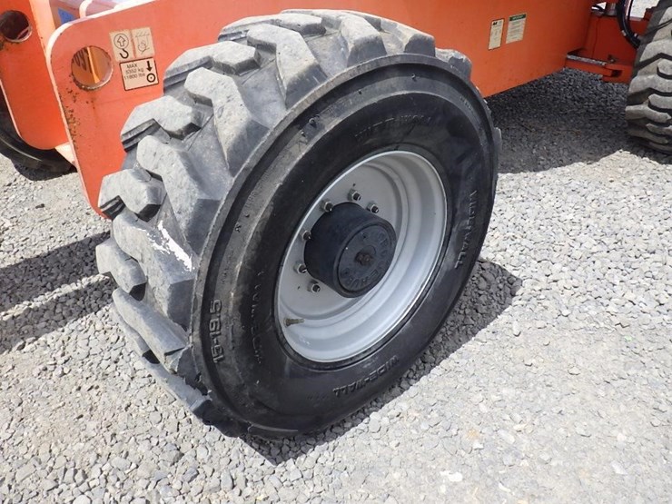 2007-jlg-600s-image-27
