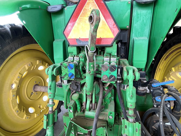 john-deere-7230-premium-image-13