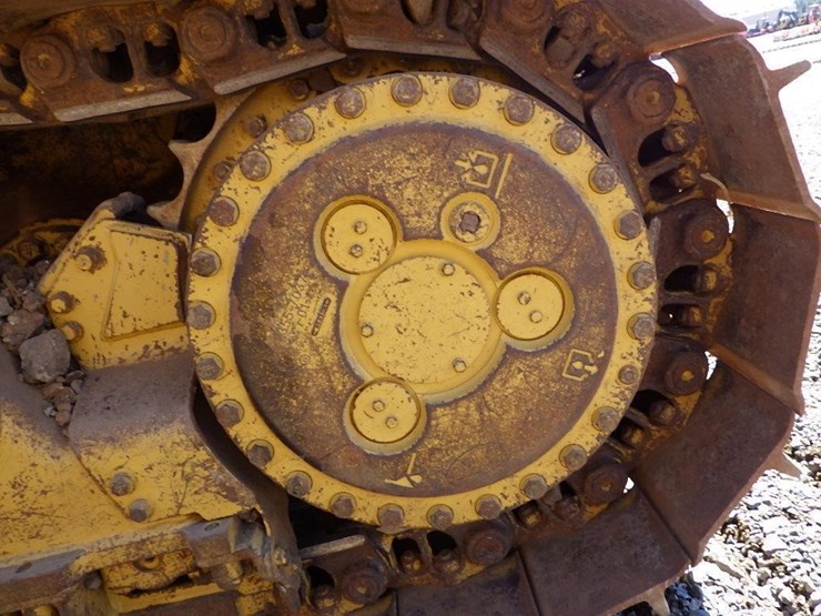 2011-caterpillar-d7e-image-45