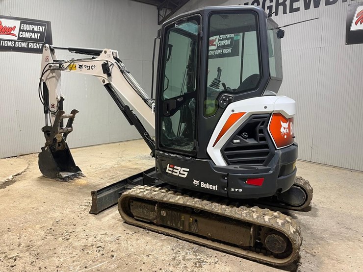 2020-bobcat-e35i-image-3