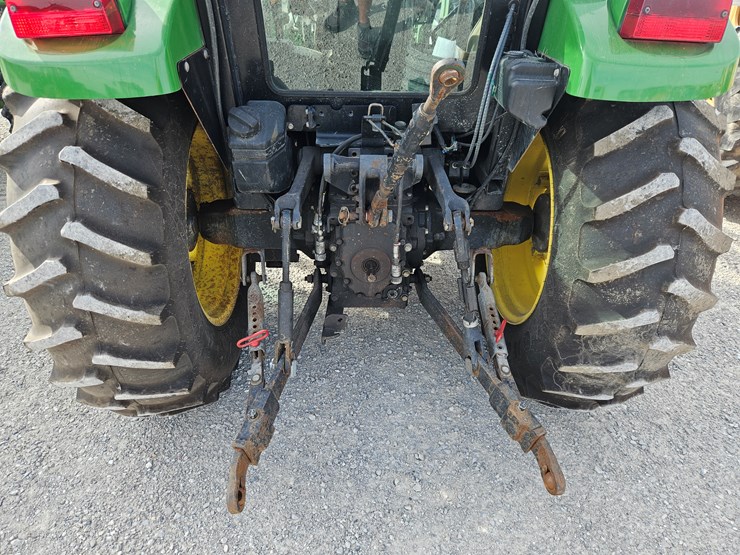 2002-john-deere-5320-image-17
