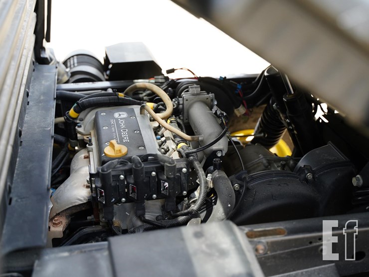 2023-john-deere-gator-xuv-835r-image-24