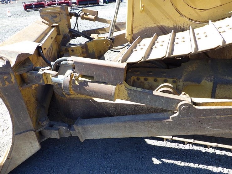 2012-caterpillar-d7e-image-10