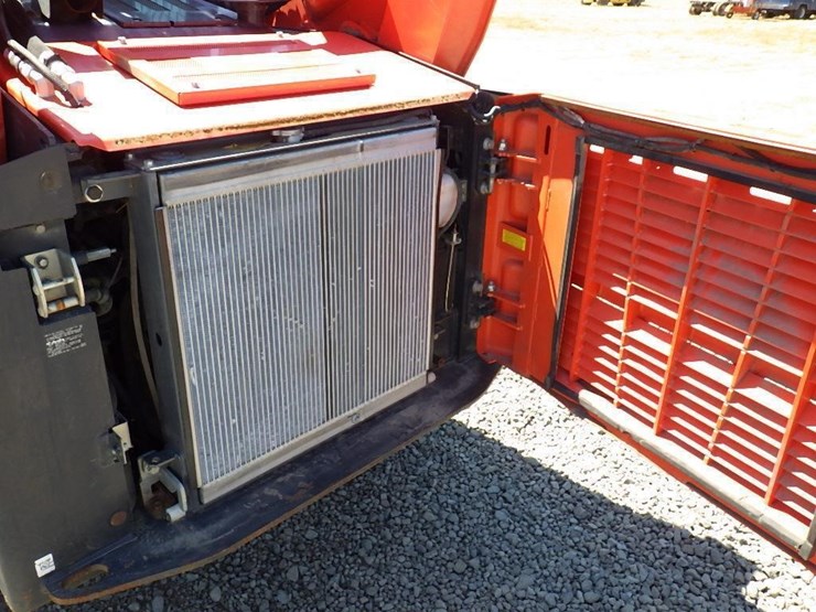 kubota-svl97-2-image-16