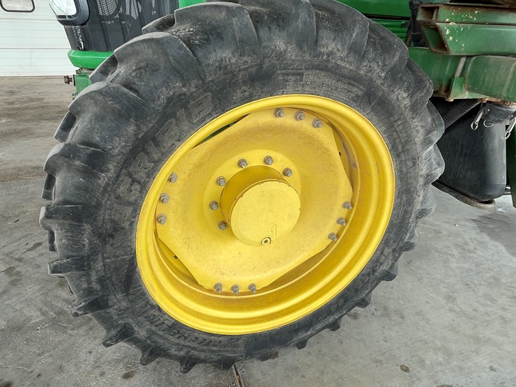 john-deere-7230-premium-image-54