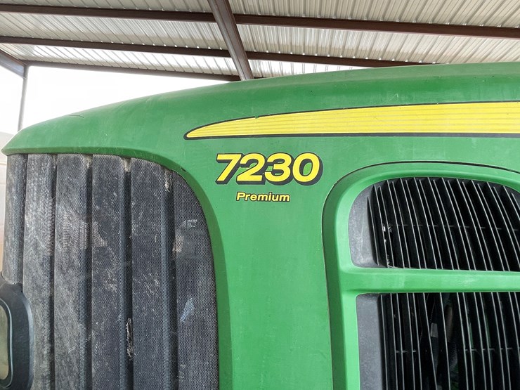 john-deere-7230-premium-image-25